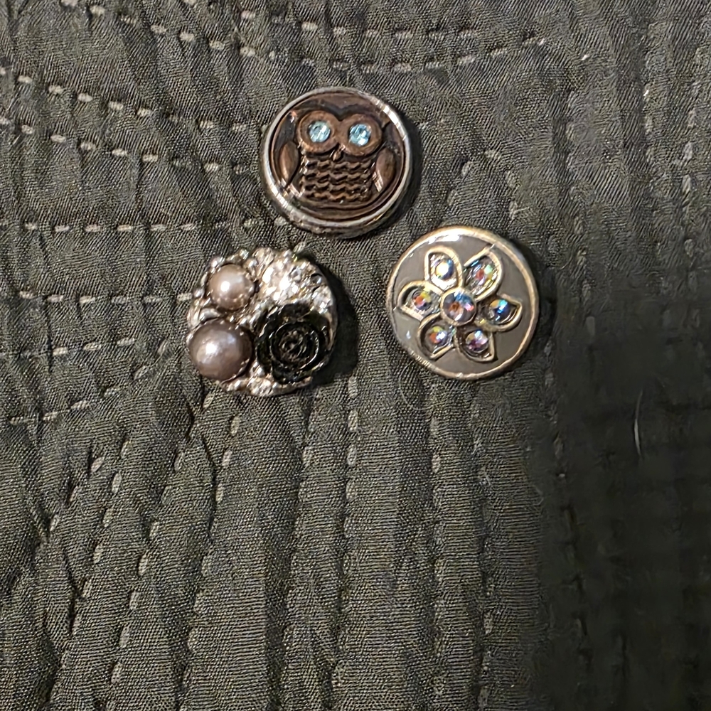 SALE 🏴󠁧󠁢󠁳󠁣󠁴󠁿 Assorted Snap Jewelry Set with Bracelets and Charms - Picture 9 of 15